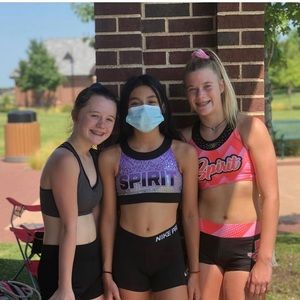 Meet your Posher, Abby